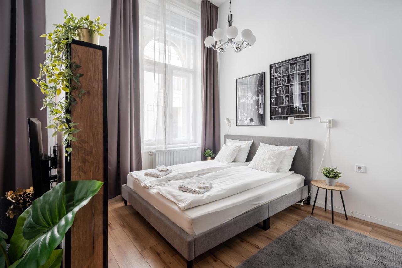 E32 - Oktogon Panorama Suite - Best Location - By Bqa Budapest Kültér fotó